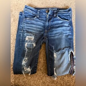American Eagle Outfitters Ripped Blue Cropped Jeans